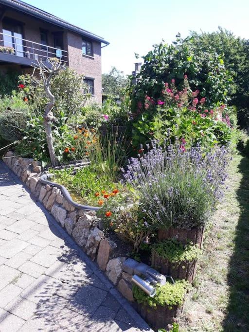 Studio Au Jardin Fleuri Verviers Ngoại thất bức ảnh